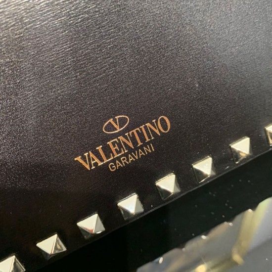 Valentino Garavani Rockstud Flap Shoulder Bag in Smooth Calfskin